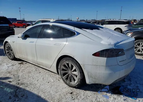 2016 Tesla Model S из США, поврежденный, VIN 5YJSA1E25GF157783